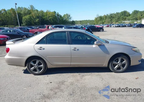 2005 Toyota Camry Se V6 z USA, uszkodzony, nr VIN 4T1BA32K55U056663